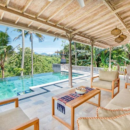 Wake In Paradise And Luxury Lebah Villas Ubud  Luaran gambar