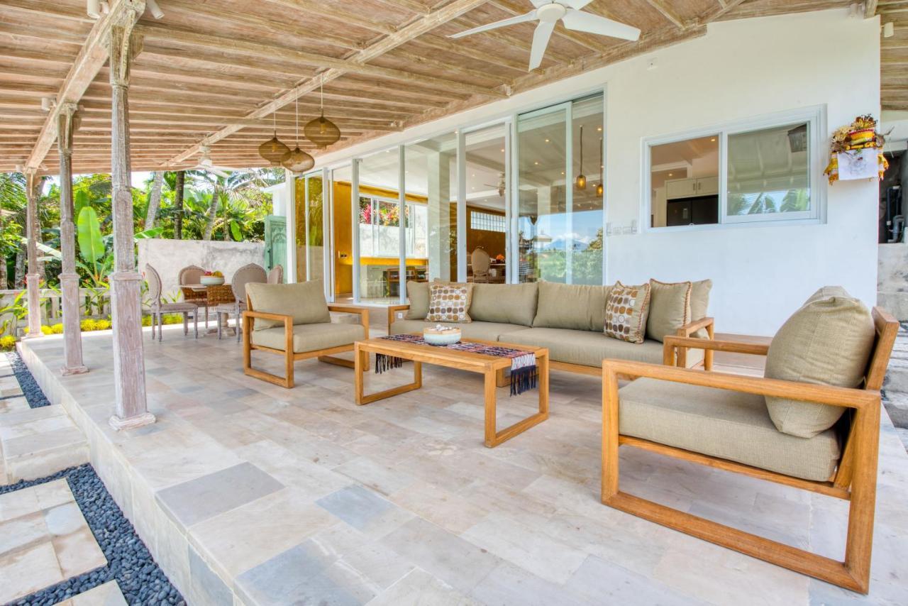 Wake In Paradise And Luxury Lebah Villas Ubud  Luaran gambar