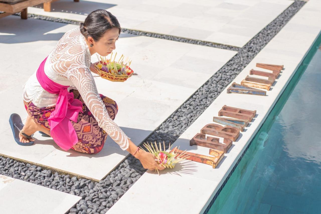 Wake In Paradise And Luxury Lebah Villas Ubud  Luaran gambar